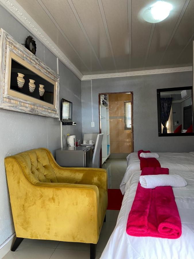 Nsuku Bed And Breakfast Thulamahashi Zewnętrze zdjęcie