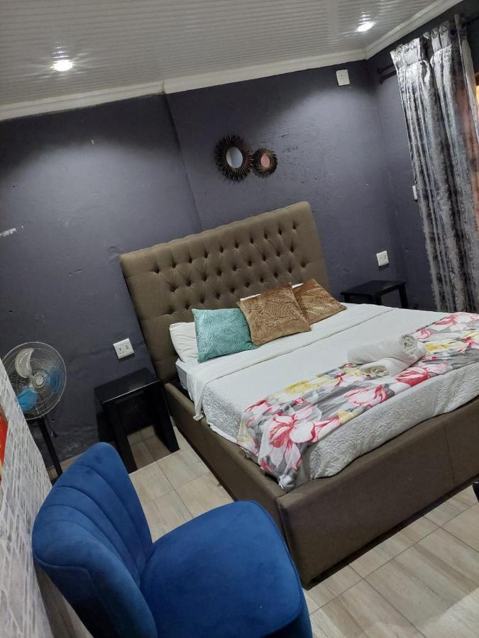 Nsuku Bed And Breakfast Thulamahashi Zewnętrze zdjęcie